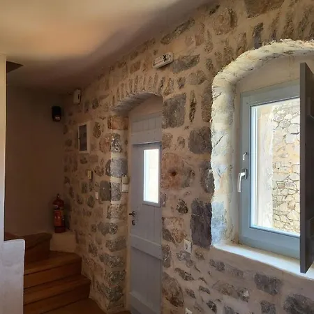 Balcony&Tower Apartment Areopoli Exterior photo