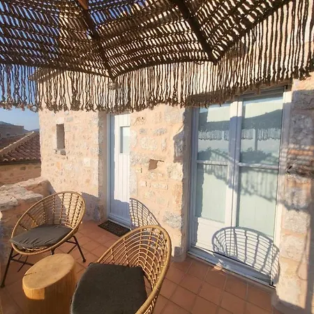 Balcony&Tower Apartment Areopoli Exterior photo