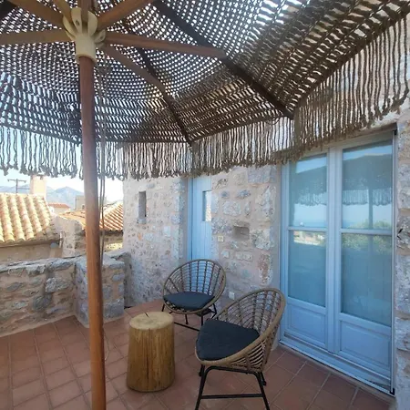 Balcony&Tower Apartment Areopoli Exterior photo