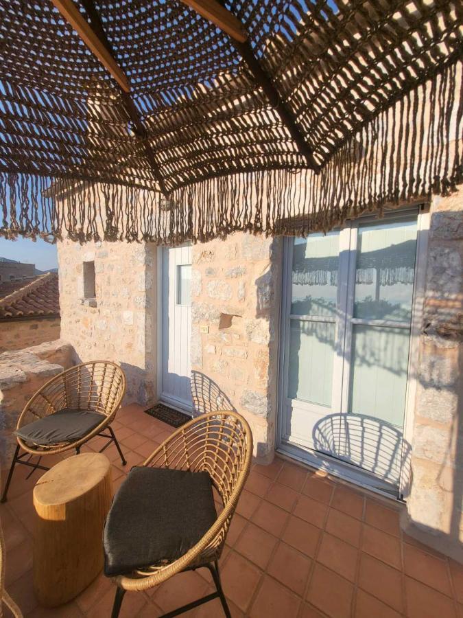 Balcony&tower Apartment *